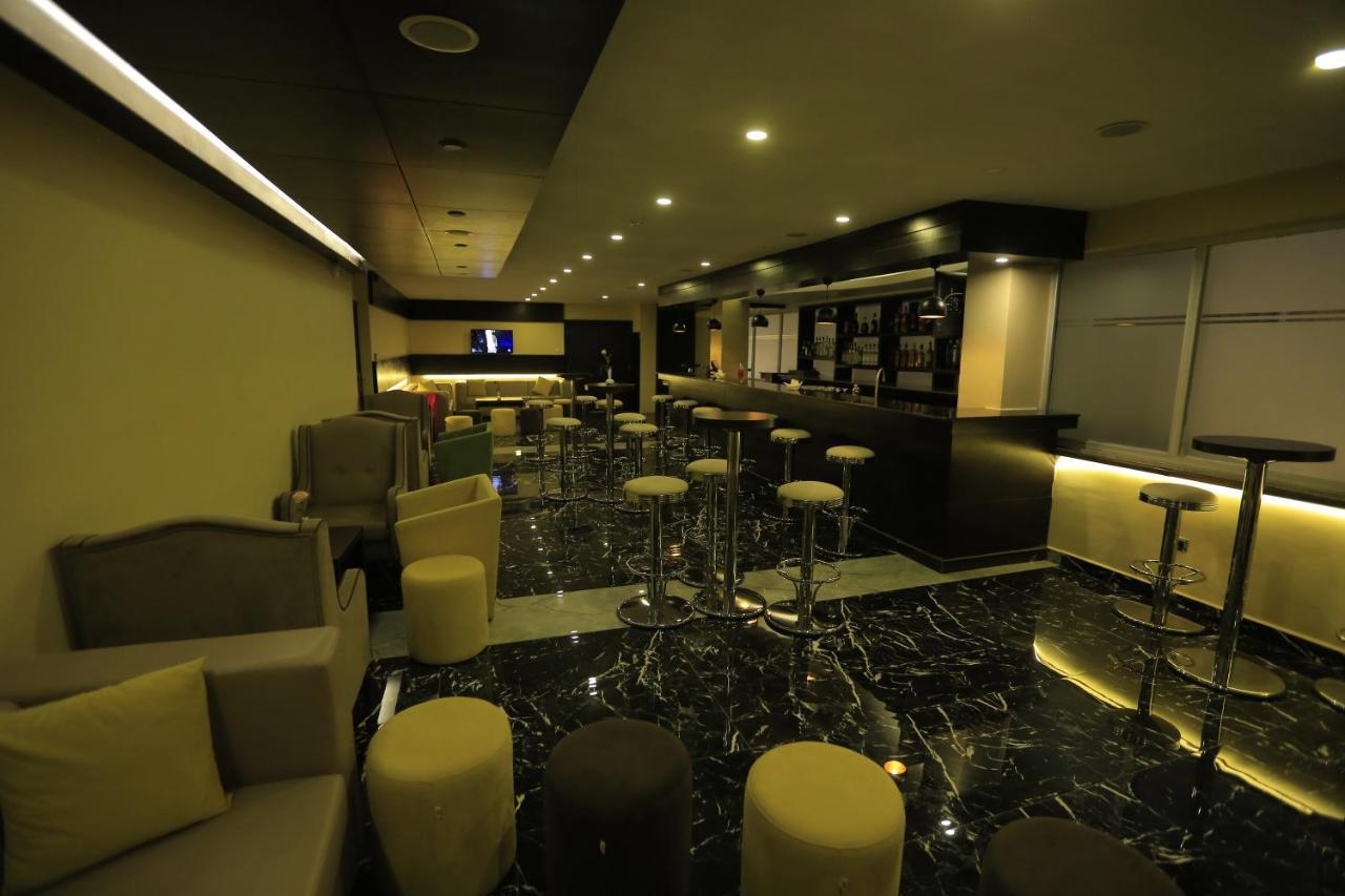 Cassiopeia Hotel Адис Абеба Екстериор снимка