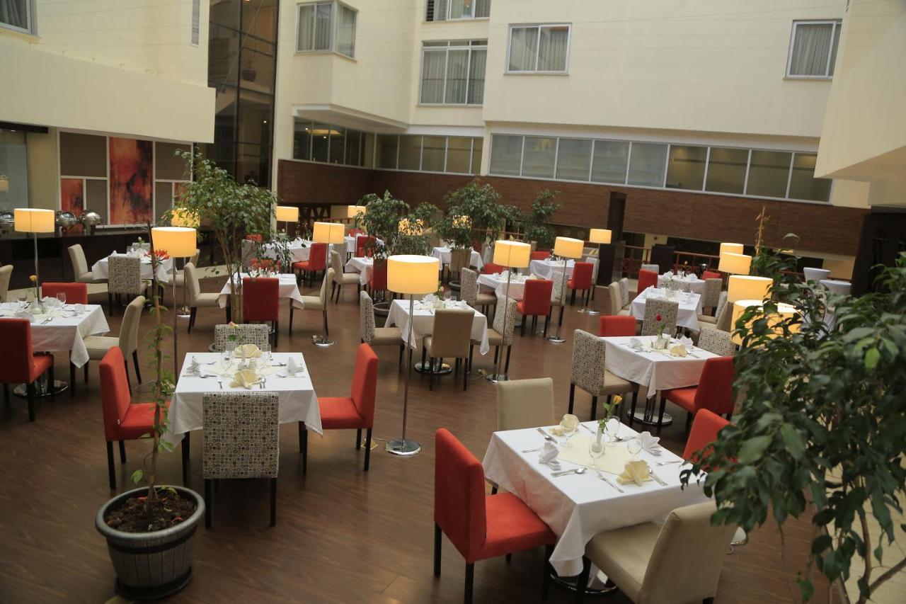 Cassiopeia Hotel Адис Абеба Екстериор снимка