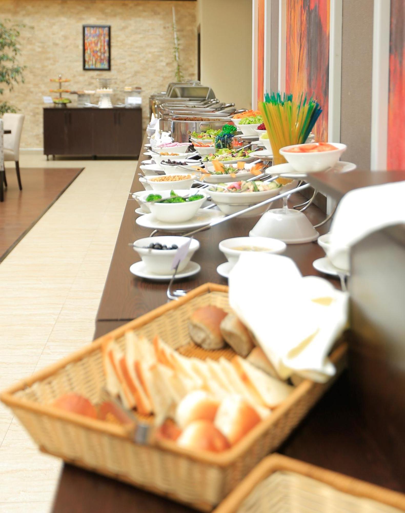 Cassiopeia Hotel Адис Абеба Екстериор снимка